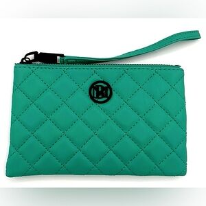 BADGLEY MISCHKA Quilted Logo Wristlet Clutch Vegan Leather NWT Teal/Green 👜